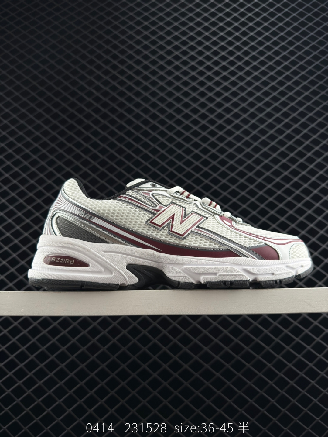 New Balance MR740 NB